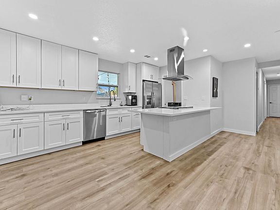 4th image of 6491 Mackinac Road