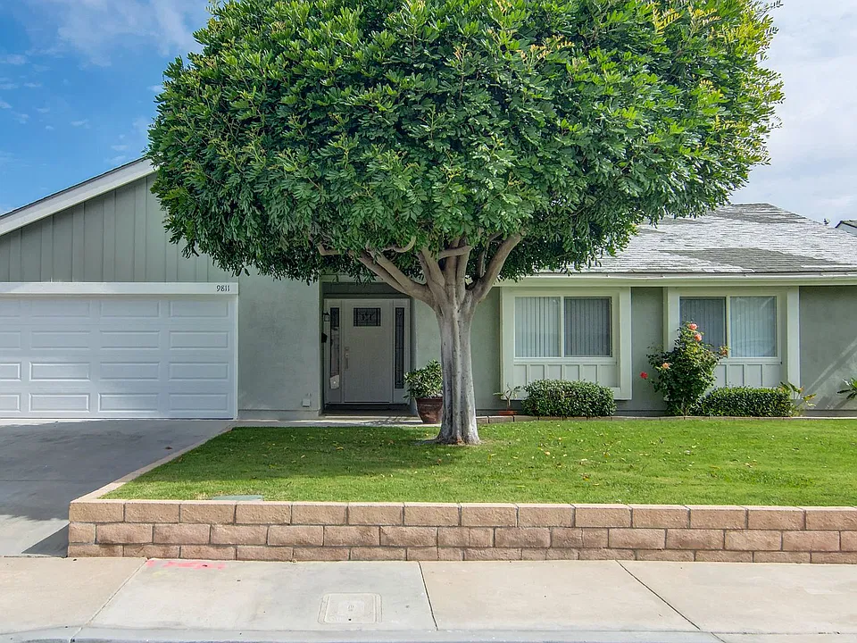 9811 Fair Tide Cir