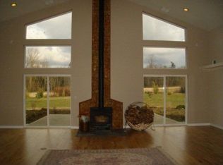 5346 Stephens Dr, Bellingham, WA 98226