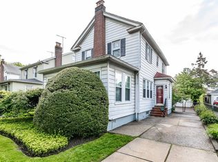 4125 170th St, Flushing, NY 11358