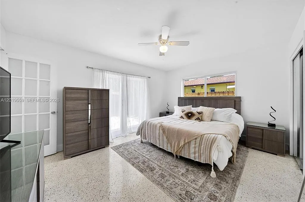3 bed, 2.0 bath, $4,600 — Photo 3