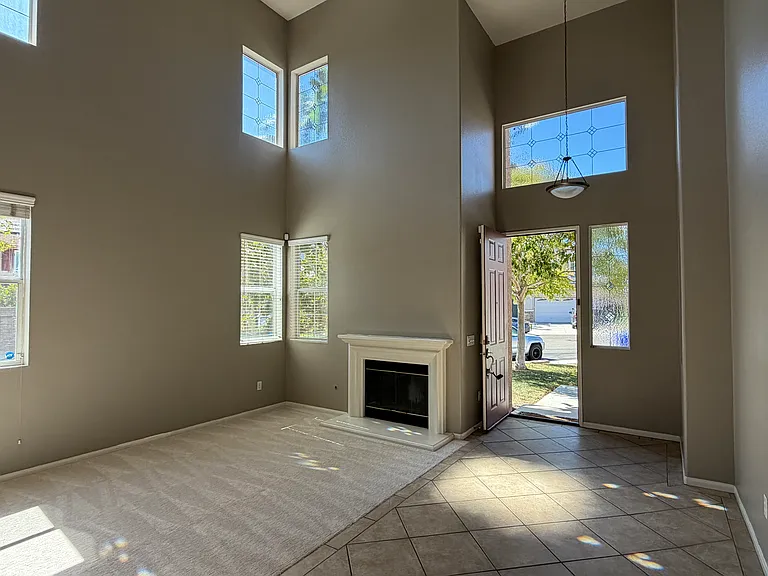 4725 Driftwood Way — Photo 8