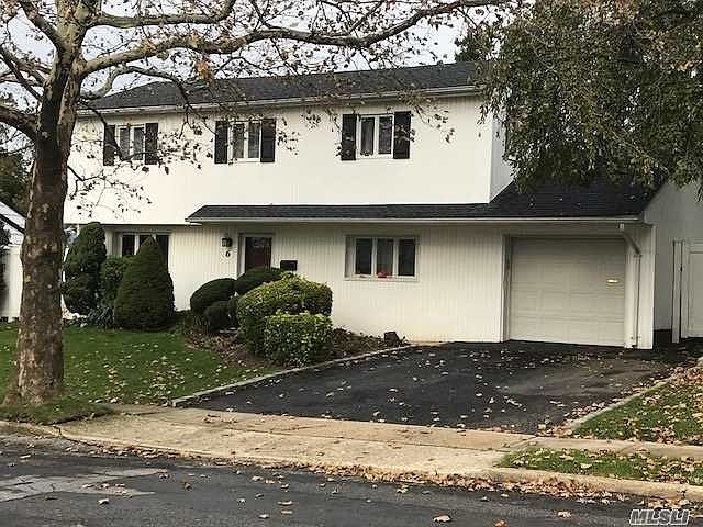1st image of 6 Martin Ln