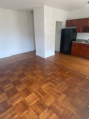 4th image of 1505 Leland Ave APT C