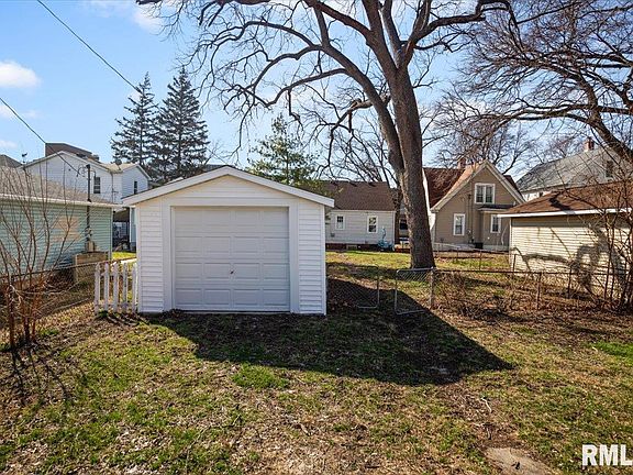 4th image of 932 N 2nd St