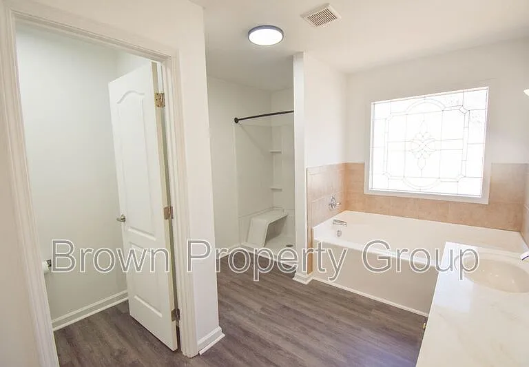 51 Craven Ct — Photo 16