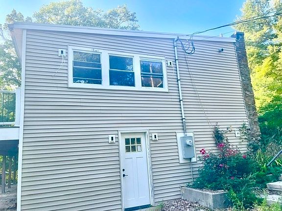 2nd image of 316 Hancock St