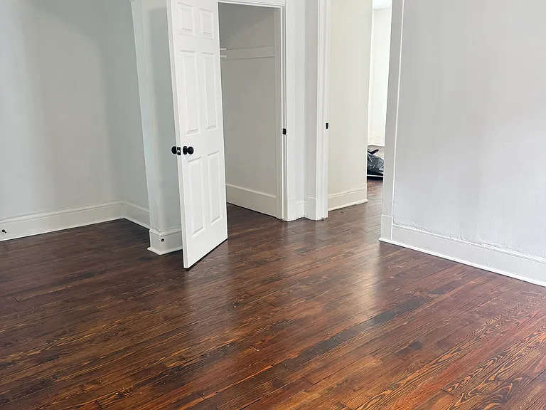 105 Bridgeport Ave #2 — Photo 16