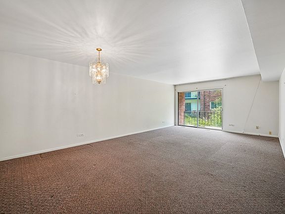 4th image of 6961 N Oakley Ave APT 209B