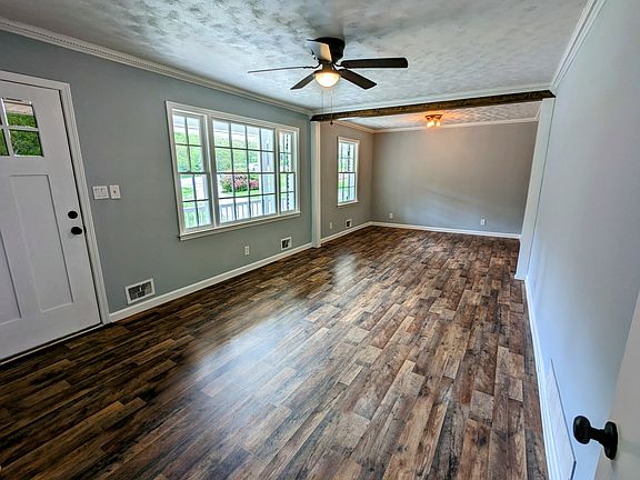 5th image of 2035 Killian Hill Rd SW