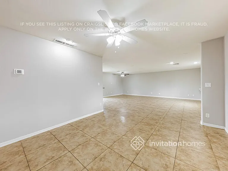 12621 N 37th Dr — Photo 5