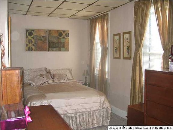 5th image of 313 Saint Marys Ave