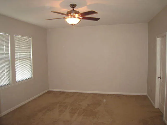 1114 Villaggio Cir — Photo 11