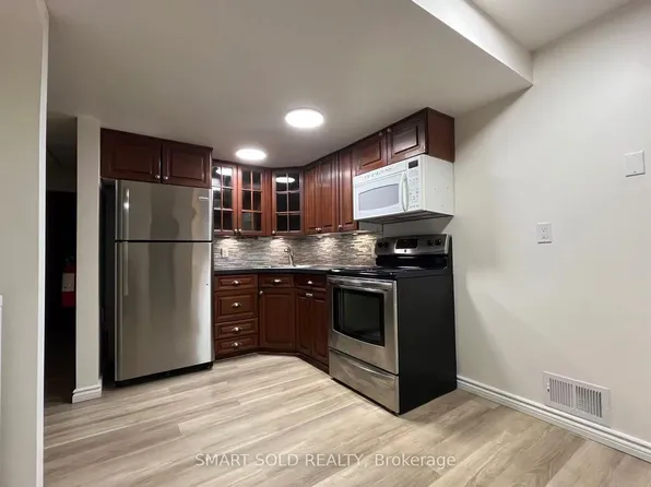 77 King St Unit 3, Halton Hills, ON L7G 2G8