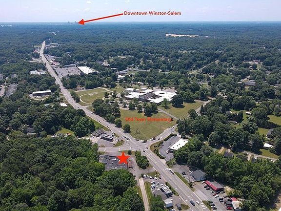 3rd image of 4901 Reynolda Rd #Et