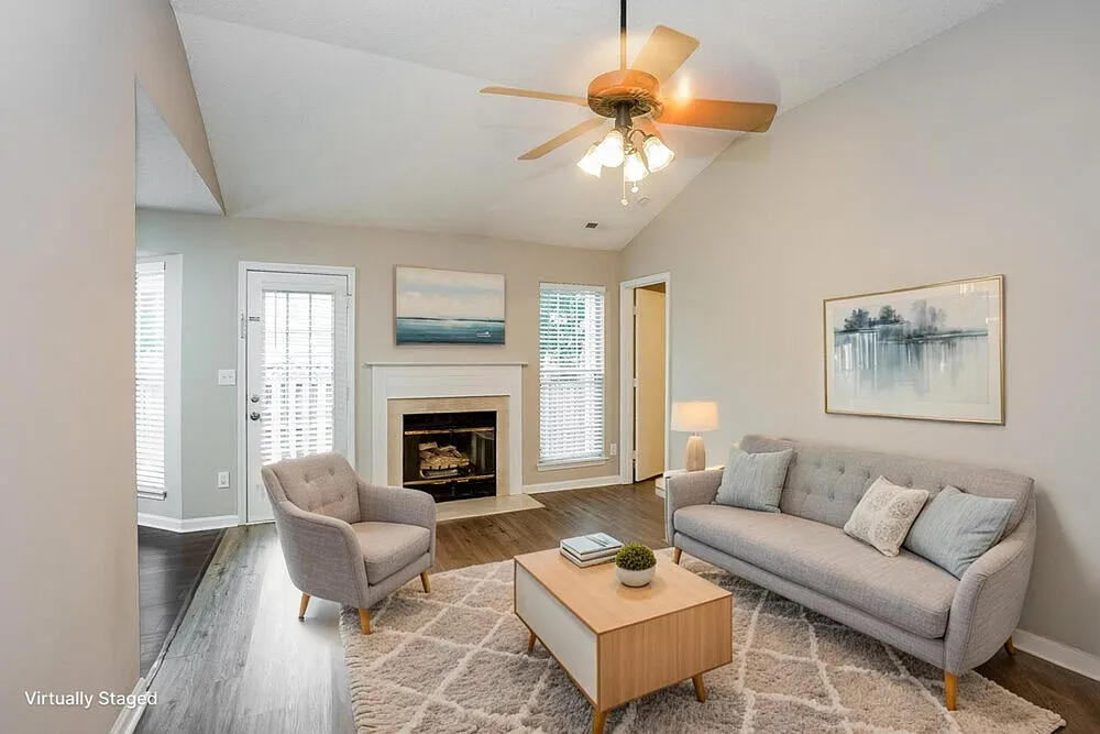 3 bed, 2.0 bath, 1256 sqft, $1,775 — Photo 4