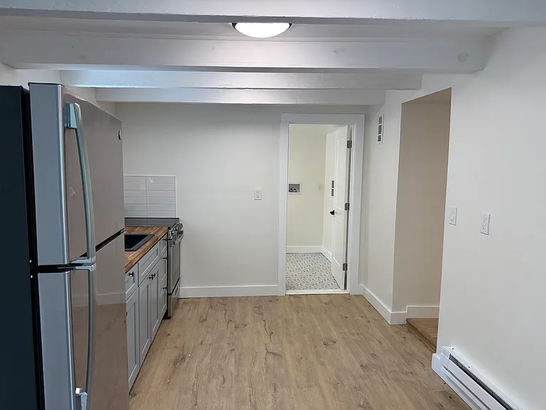 165 W Main St #1 — Photo 2