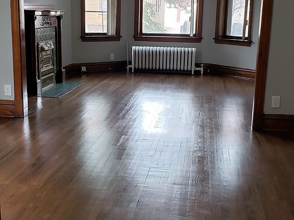 5th image of 2627 W Walton St