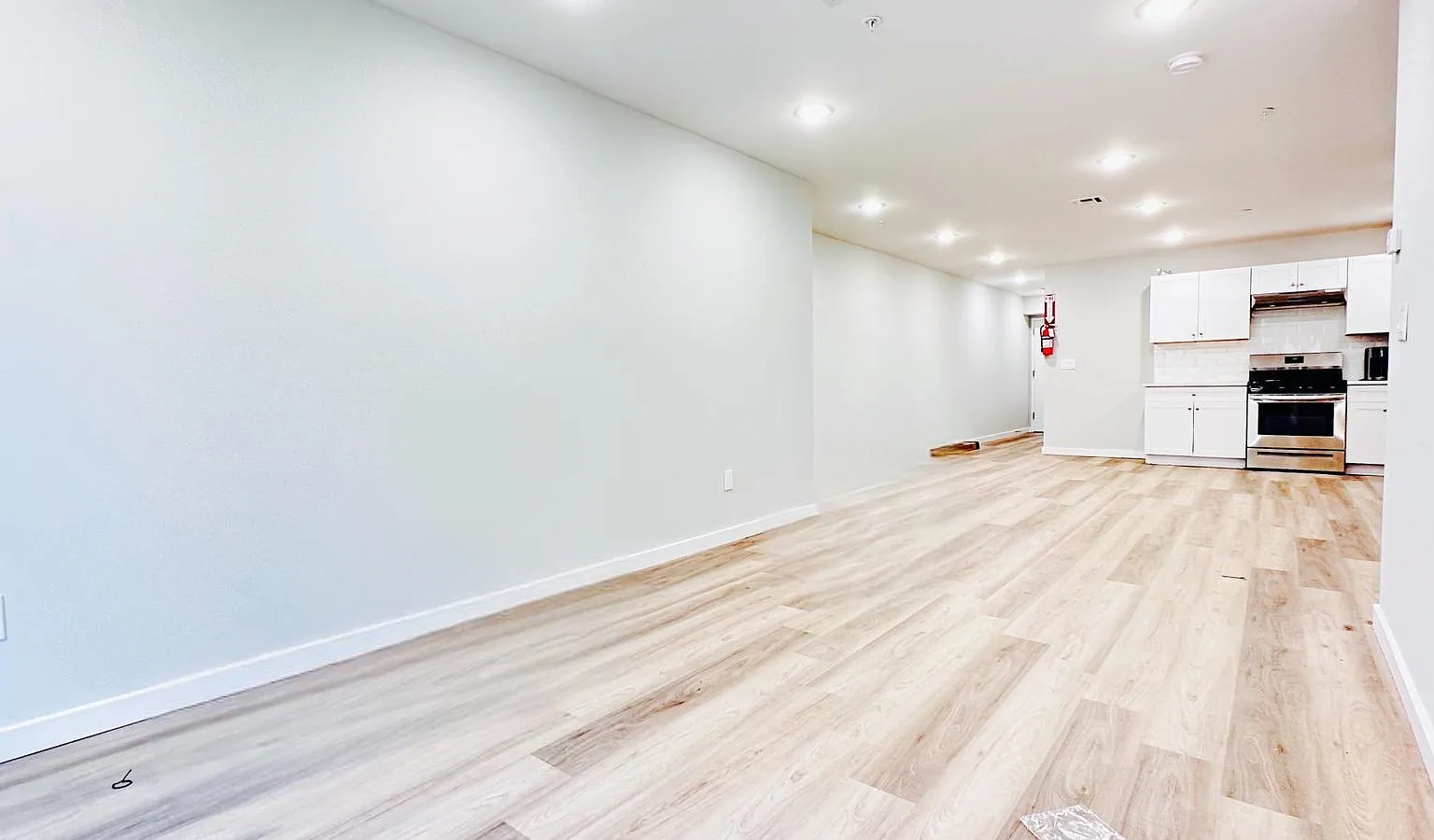 1 bed, $1,800 — Photo 3