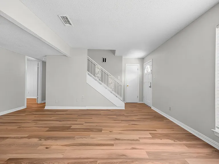 2019 Fleur De Lis Ct — Photo 6