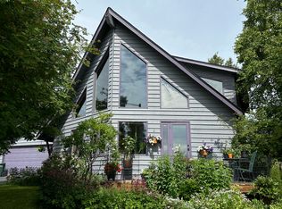 2750 Kingfisher Dr, Anchorage, AK 99502