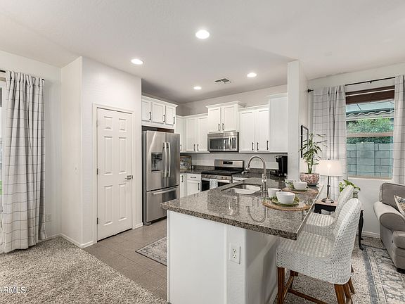 3rd image of 18124 W IVY Lane