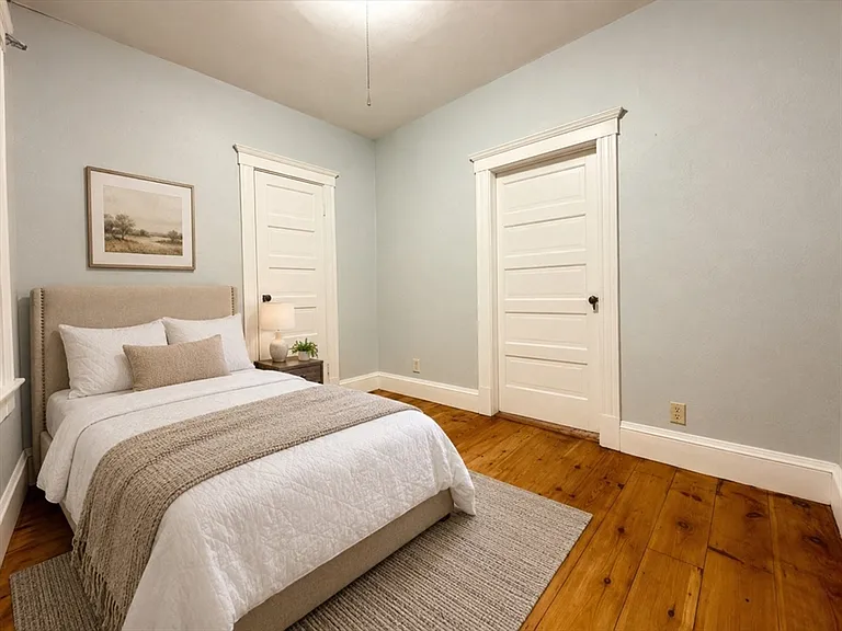 90 Vernon St #3 — Photo 5