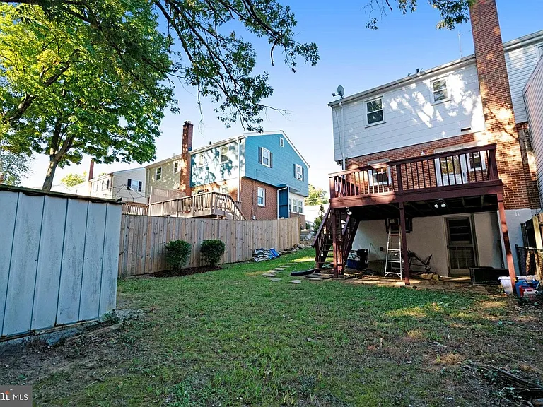7015 Stanford Dr — Photo 27