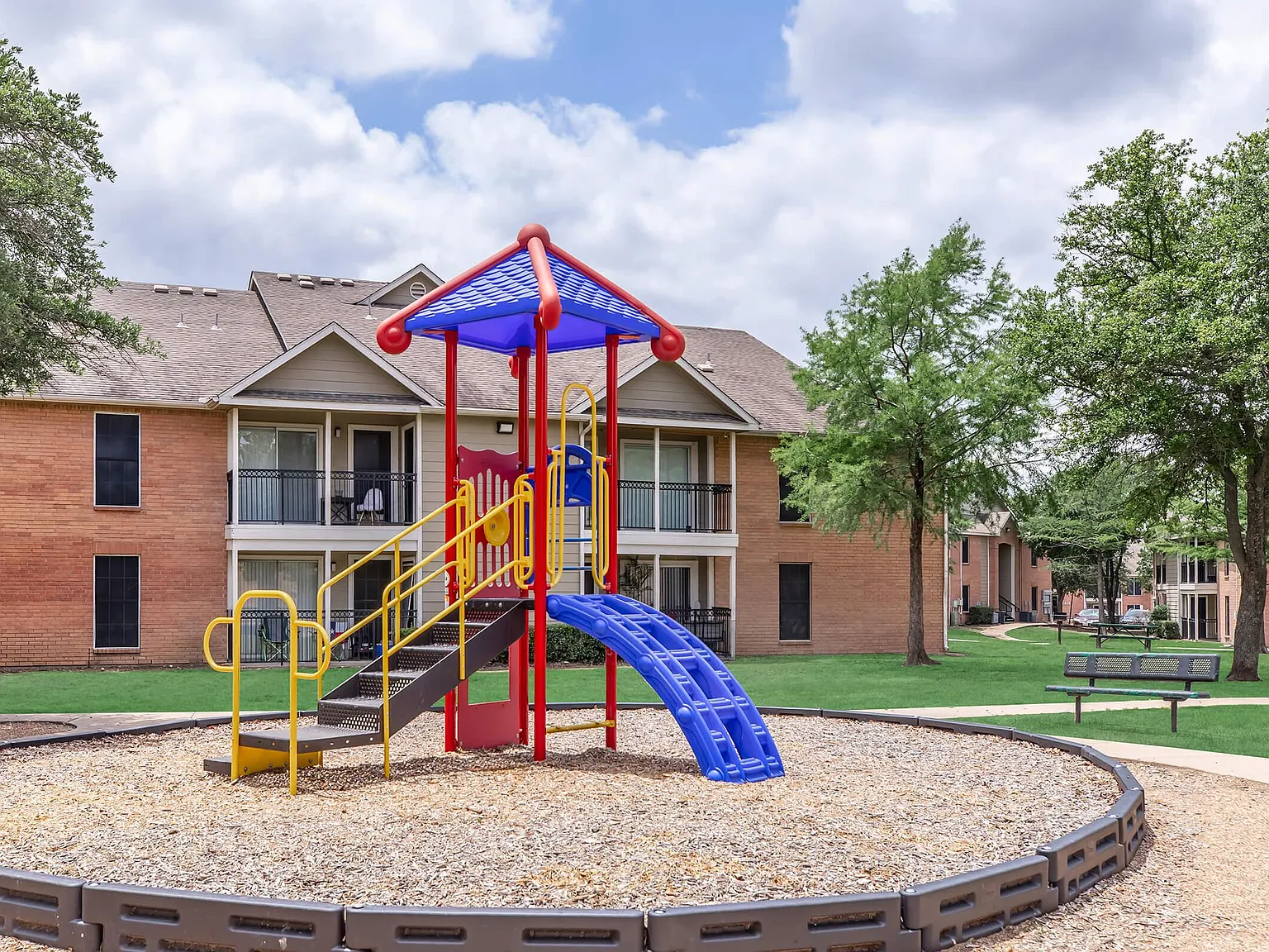 Garden Gates Apartments Plano — Photo 4