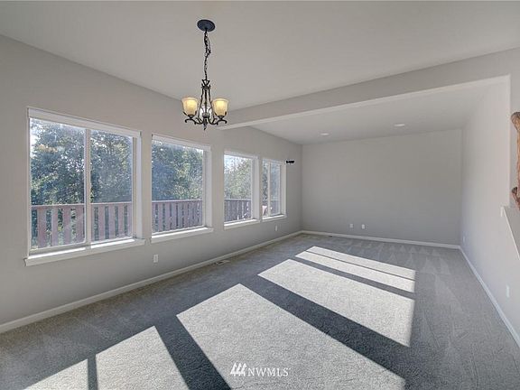 4th image of 25205 Merino St