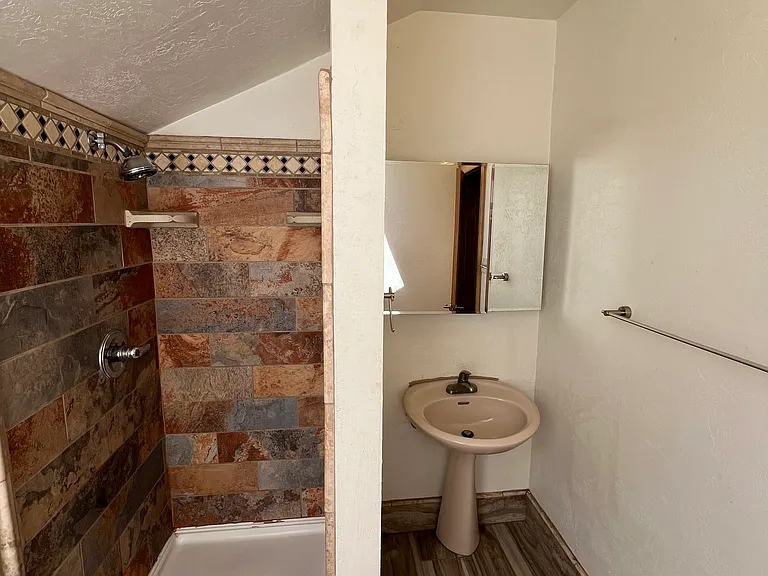 333 N Park St — Photo 7