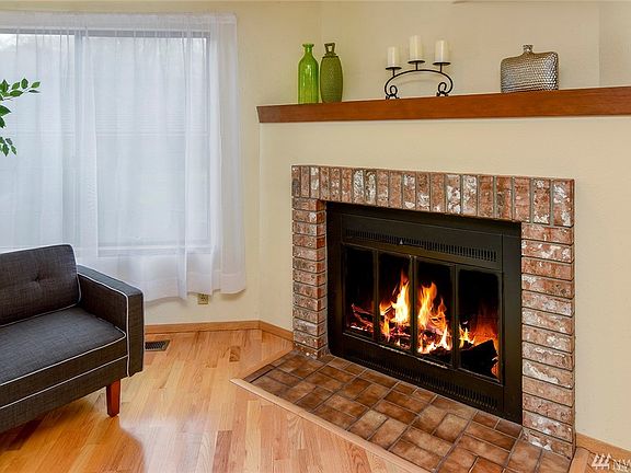5th image of 815 NW Huckle Dr Unit B