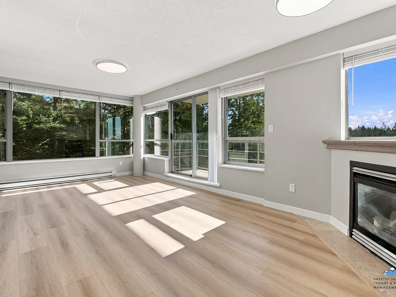 5639 Hampton Place, Vancouver — Photo 2