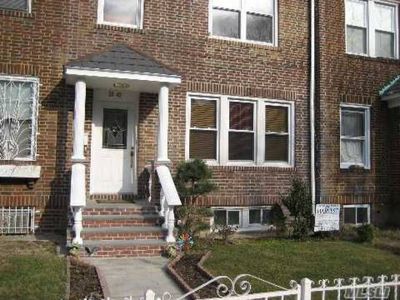 3343 88th St, Flushing, NY, 11372