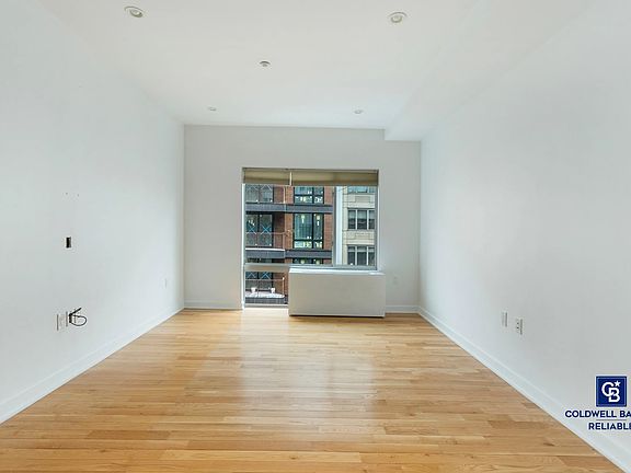 4th image of 152 E 118th St APT 4H
