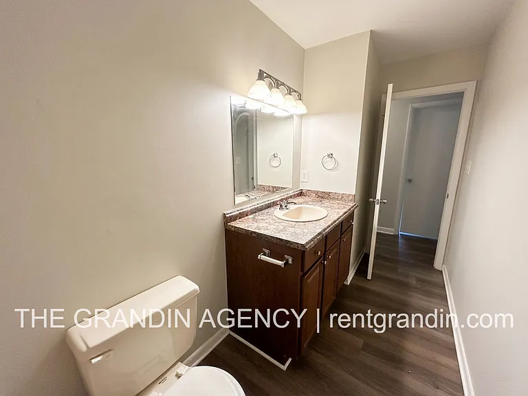 1344 Mabry Ave SE — Photo 10