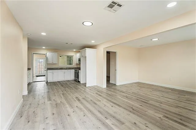 2801 Virginia Lee Dr — Photo 7