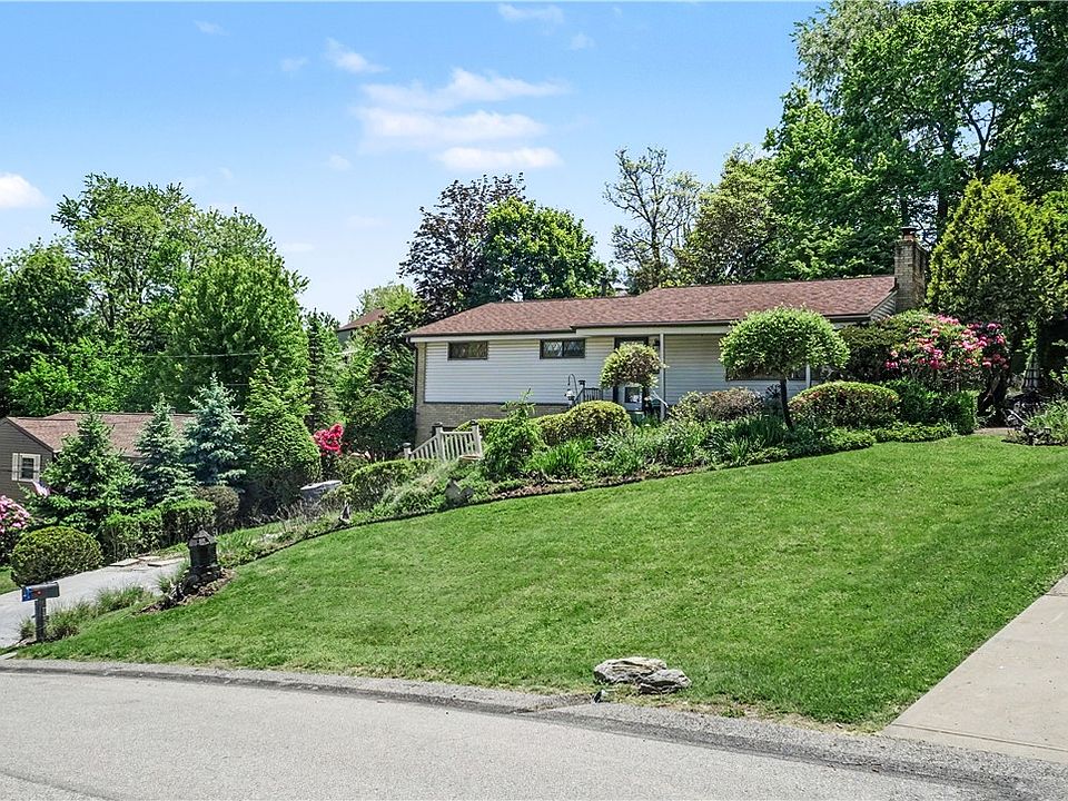 1st image of 405 Peters Dr