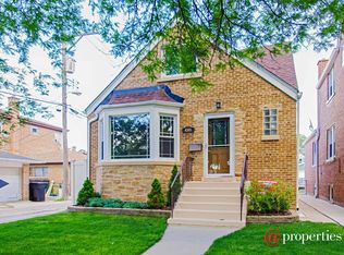 6365 N Mobile Ave, Chicago, IL 60646