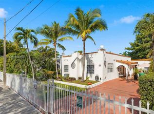 521 NE 70th St #2, Miami, FL 33138