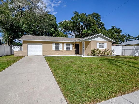 2nd image of 4426 Dolphin Dr