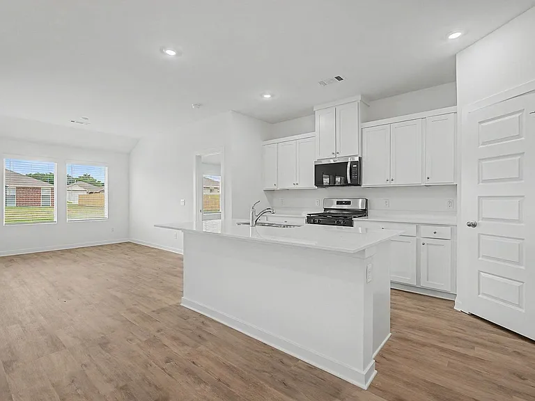541 Nevada St — Photo 4