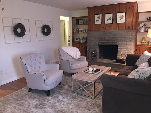 Living room 2