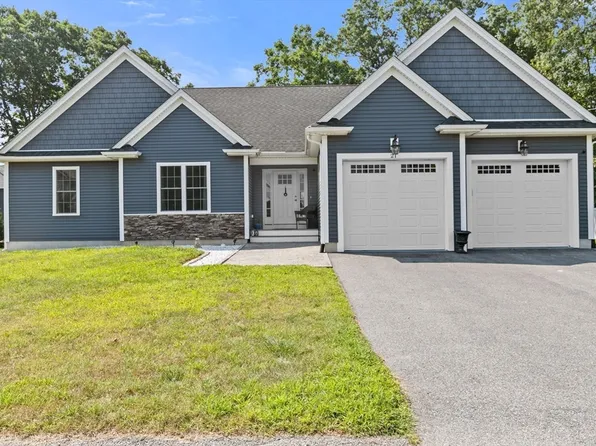 21 Pasture Brook Rd, Attleboro, MA 02703