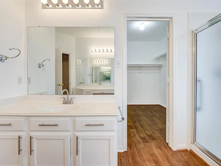 16464 Beewood Glen Dr — Photo 31