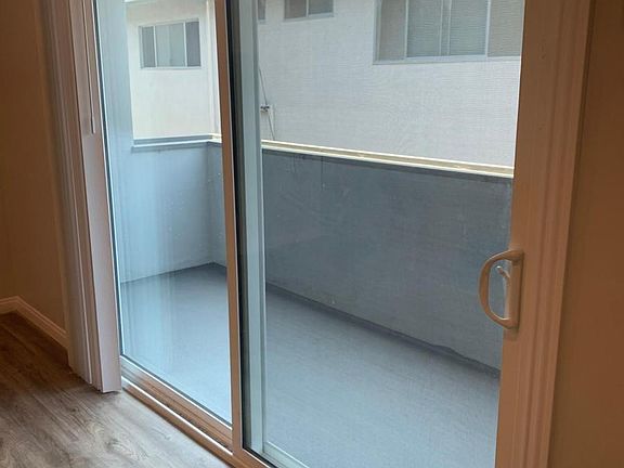3rd image of 11622 Gorham Ave APT 8