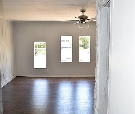 3rd image of 4617 Bucknell Dr