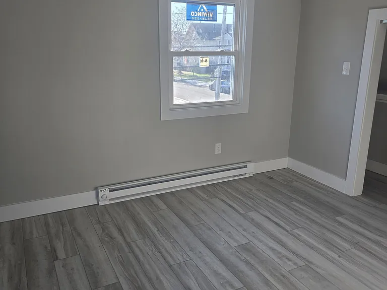601 N Surrey Ave — Photo 6