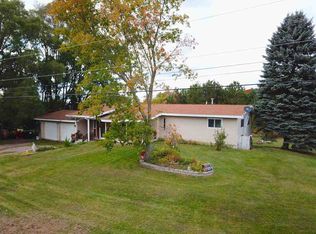 1016 Greg Rd, Petoskey, MI 49770
