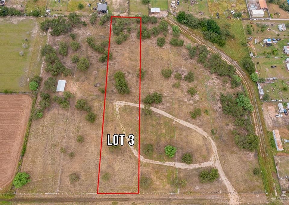 2nd image of 401 E Wisconsin Rd #3